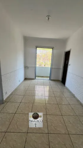 APTO 2º ANDAR - 2 QUARTOS - OLARIA - RUA PARANAPANEMA