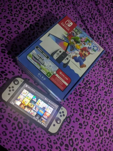 Nintendo switch OLED desbloqueado (256gb)