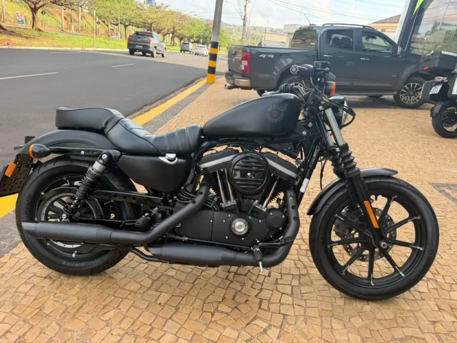 HARHEY IRON 883 XL