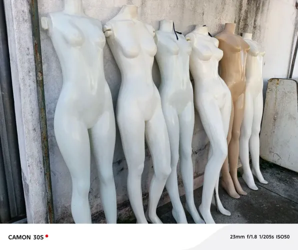 Maniquis apartir de 150,00
