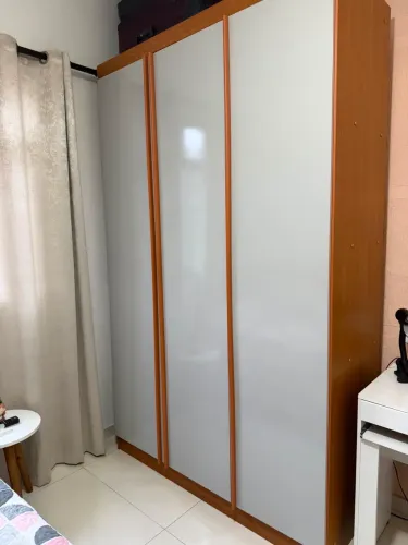 Guarda roupa 3 portas 