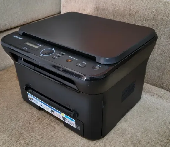 Multifuncional SAMSUNG SCX-4600