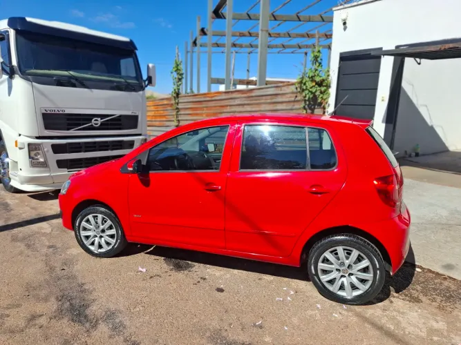Volkswagen Fox 1.0 MI Total Flex 8V 5P 2012