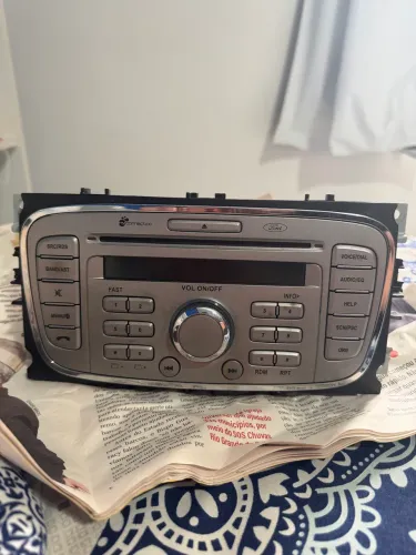 Som toca cd / bluetooth Ford Focus 2012