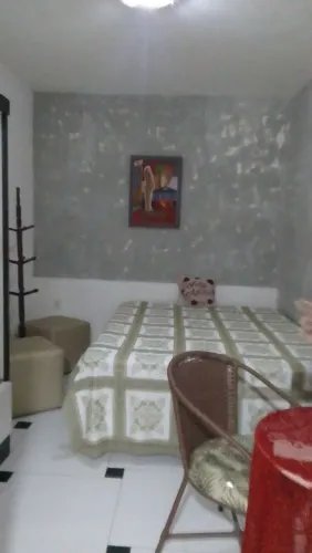 Quarto lindíssimo. Completo