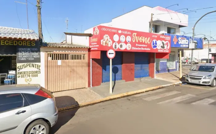 IMÓVEL RESIDENCIAL + EDÍCULA + SALÃO COMERCIAL - JARDIM REDENTOR - BAURU/SP