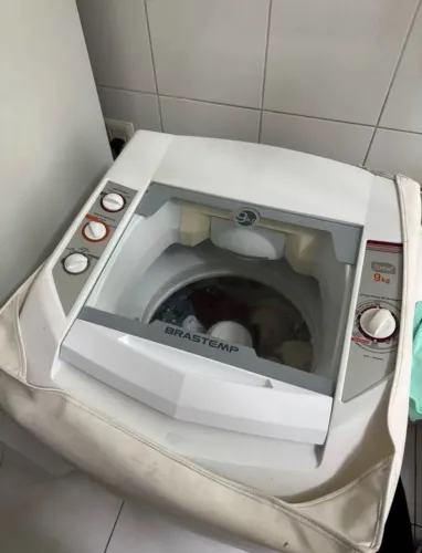 Máquina de lavar roupas 9kg pleno funcionamento