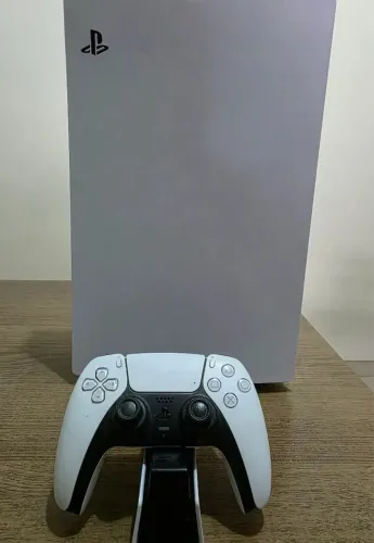 Playstation 5 + base de carregamento mais suporte, tudo original