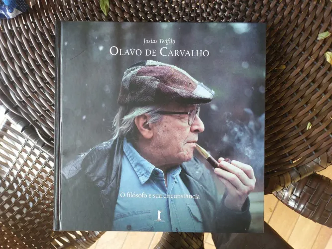 Livro Olavo de Carvalho