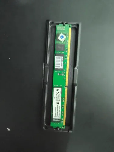Memória RAM Kingston 8GB DDR3 1600MHz