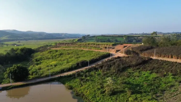 TERRENOS A VENDA PRONTOS PARA CONSTRUIR, LINDOS LOTES DE 1.000 MT
