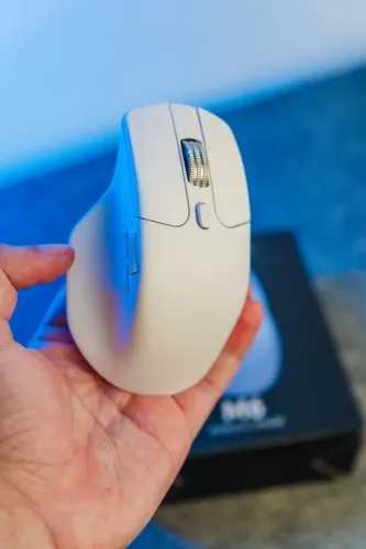 Mouse Keychron M6