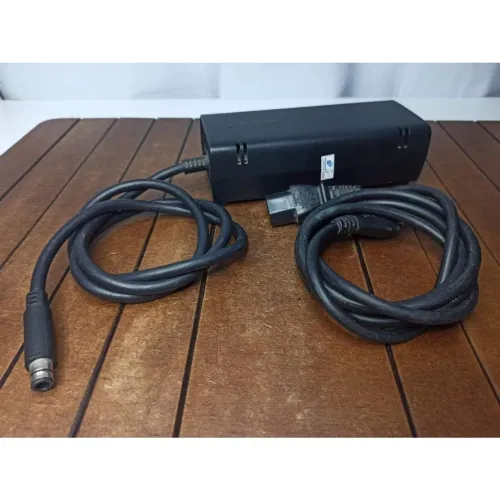 Fonte Xbox 360 (Super Slim)-(Bivolt)-(1 Pino)