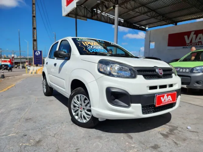 Fiat Uno Attractive 1.0 Flex 6V 5P 2021