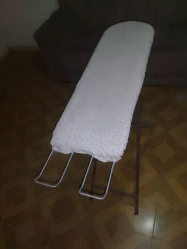 Taboa de Passar Roupa Dobrável.