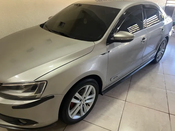 Volkswagen Jetta Comfortline 2.0 T.flex 8V 4P Tipt. 2014