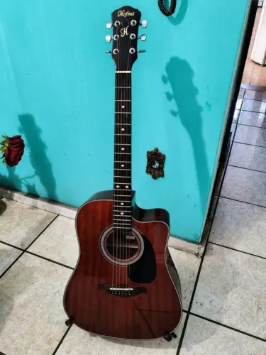 Violão Hofma, passo cartão até 18x