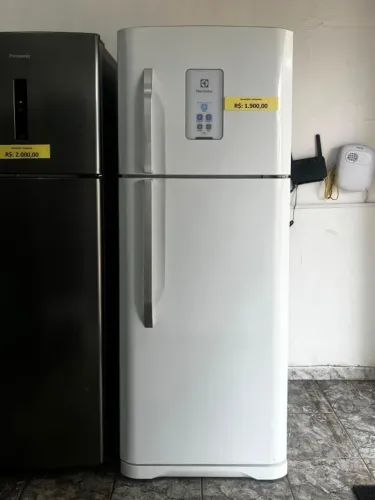 Geladeira revisada usada - leia o anúncio por completo