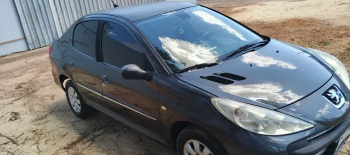 Peugeot 207 Sed. Passion XR Sport 1.4 Flex 8V 4P 2012