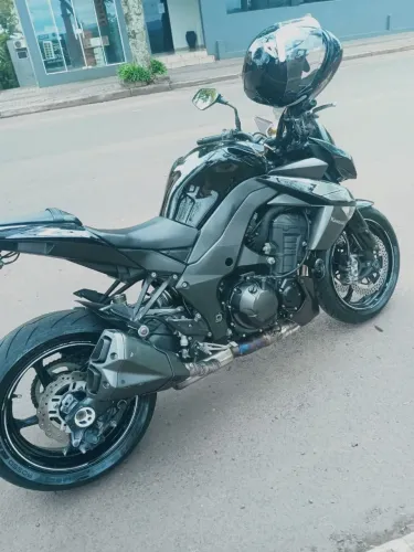 VENDO KAVASAKI Z1000