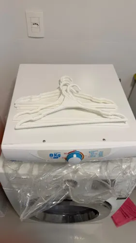 Secadora de parede 8kg