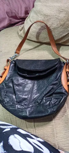 Bolsa em couro tamanho médio