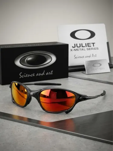 Óculos de Sol Oakley Juliet X-Metal Dark - Lentes Vermelha