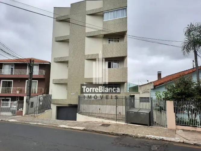 Apartamento à Venda com 3 Quartos (1 Suíte), Sacada e Salão de Festas