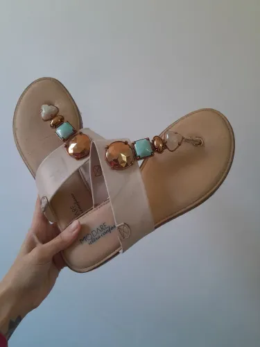 Rasteirinha tamanho 37