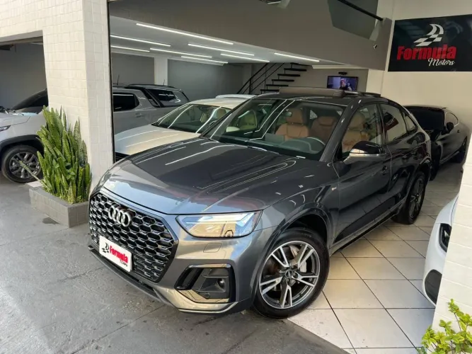 Audi Q5 SB P Black. 2.0 TFSIe S.tr. QT (hib.) 2023