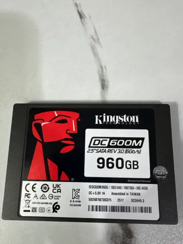 Ssd 960GB DC600M Kingston