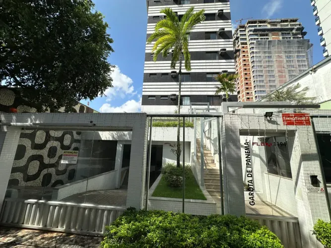 **Ed Garota de Ipanema: Apartamento Andar Alto no UMARIZAL 120m² 3 Suítes 2 Vg (Financia)