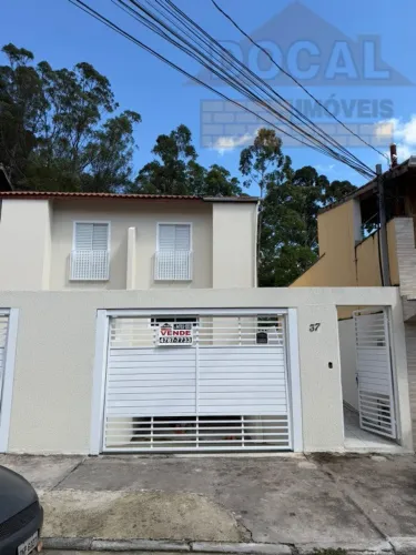 Casa em condomínio à venda em Taboão da Serra-SP, no bairro Parque Monte Alegre: 3 quartos