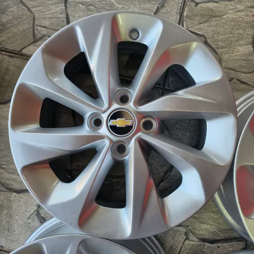 RODAS GM ONIX PLUS ARO 15 4X100 ORIGINAIS