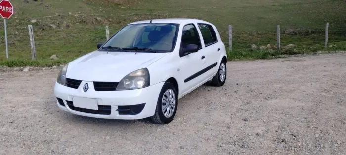 Renault Clio Campus Hi-flex 1.0 16V 5P 2010