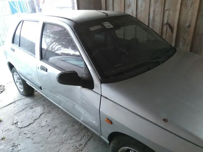 Sucata Para retirada de peças Clio 1997