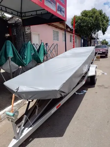 Lonas para canoas sob medidas