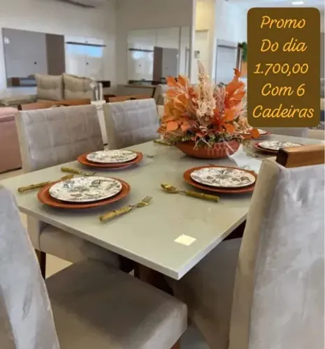 Mesa de jantar com 6 cadeiras