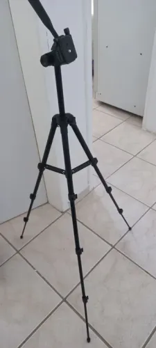 Tripé câmera 
