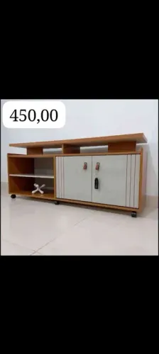 Rack para TV com Portas