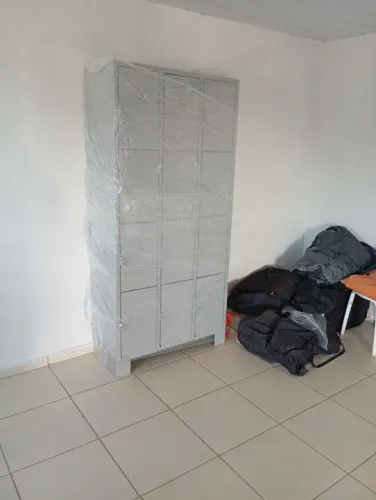 Roupeiros de aço para empresa