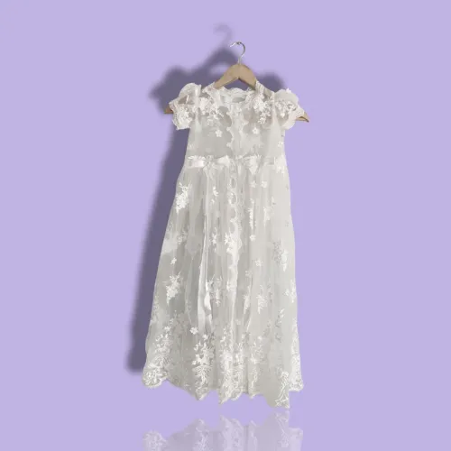 Vestido Daminha ponta de estoque