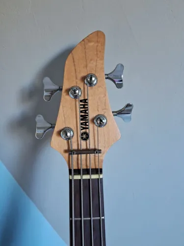 Contra Baixo Yamaha Rbx 170+capa bag  (paguei 1.900 nele, ja estar regulado e blindado)