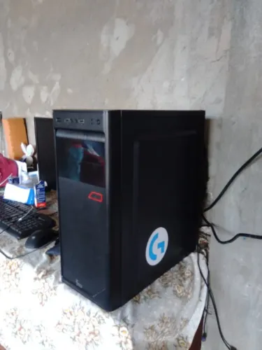 computador i3 8100/16 ram