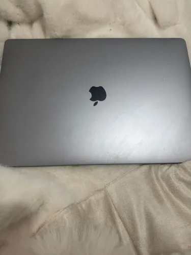 MacBook Apple Cinza - Ótimo estado