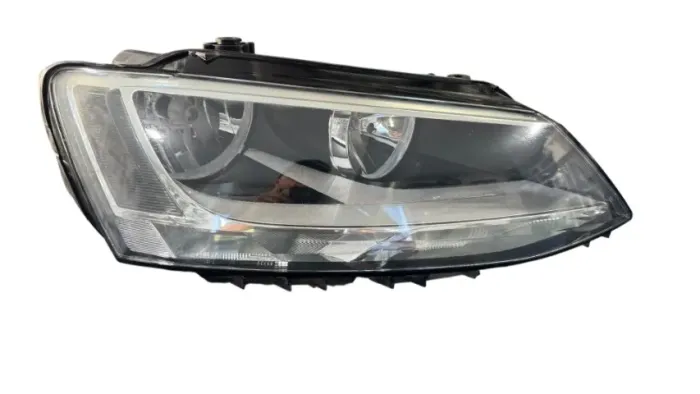 FAROL JETTA 2011.2016 LD