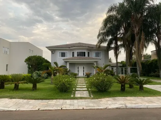 Vendo linda casa no Park Way com terreno de 2.500 m2