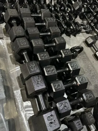 Dumbells, anilhas, barras. Kettlebell e mto mais direto da fábrica