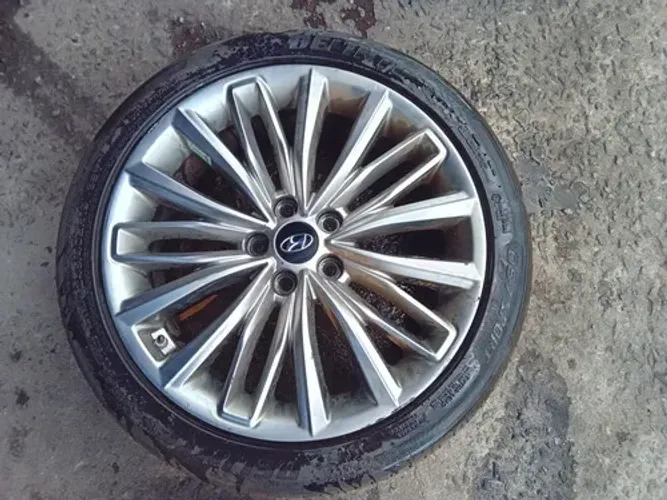 Pneu Com Roda Hyundai Azera 2020 225/40 R19 7562