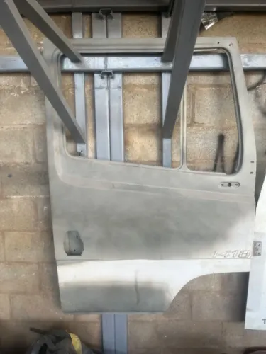 PORTA PASSAGEIRO MB 1620